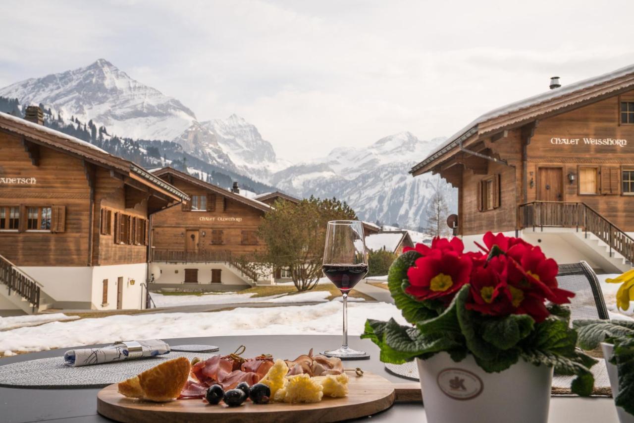 Chalet Spitzhorn - Your Peak Getaway - Private Terrasse & Gratis Parkplatz Apartment Gsteig Exterior photo